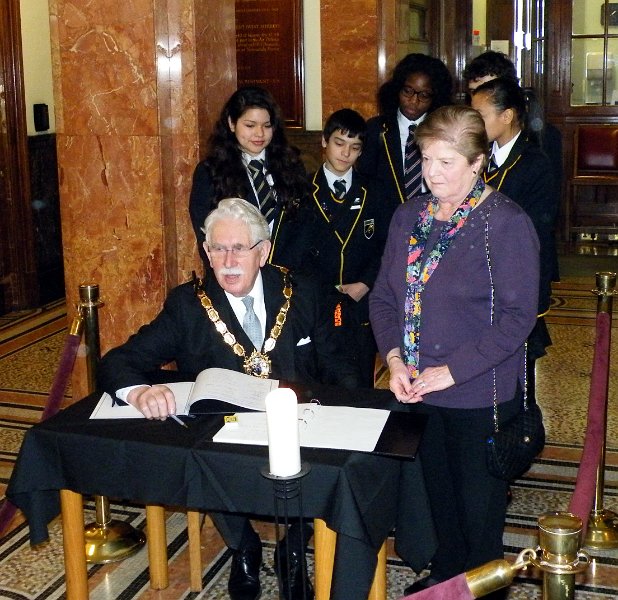 HMD 2012 018.jpg